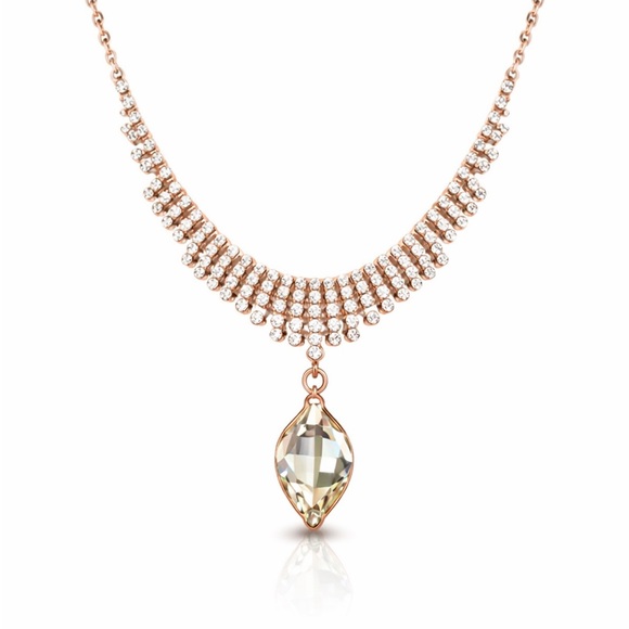 Jewelry - Swarovski Crystals Droplet Necklace